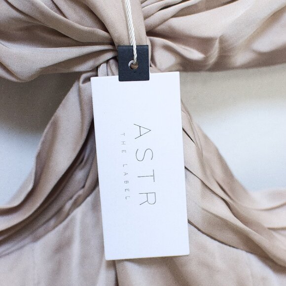 NWT ASTR The Label Anamaria Cut Out Long Sleeve Mini Dress Champagne Pink Size M - Picture 7 of 8